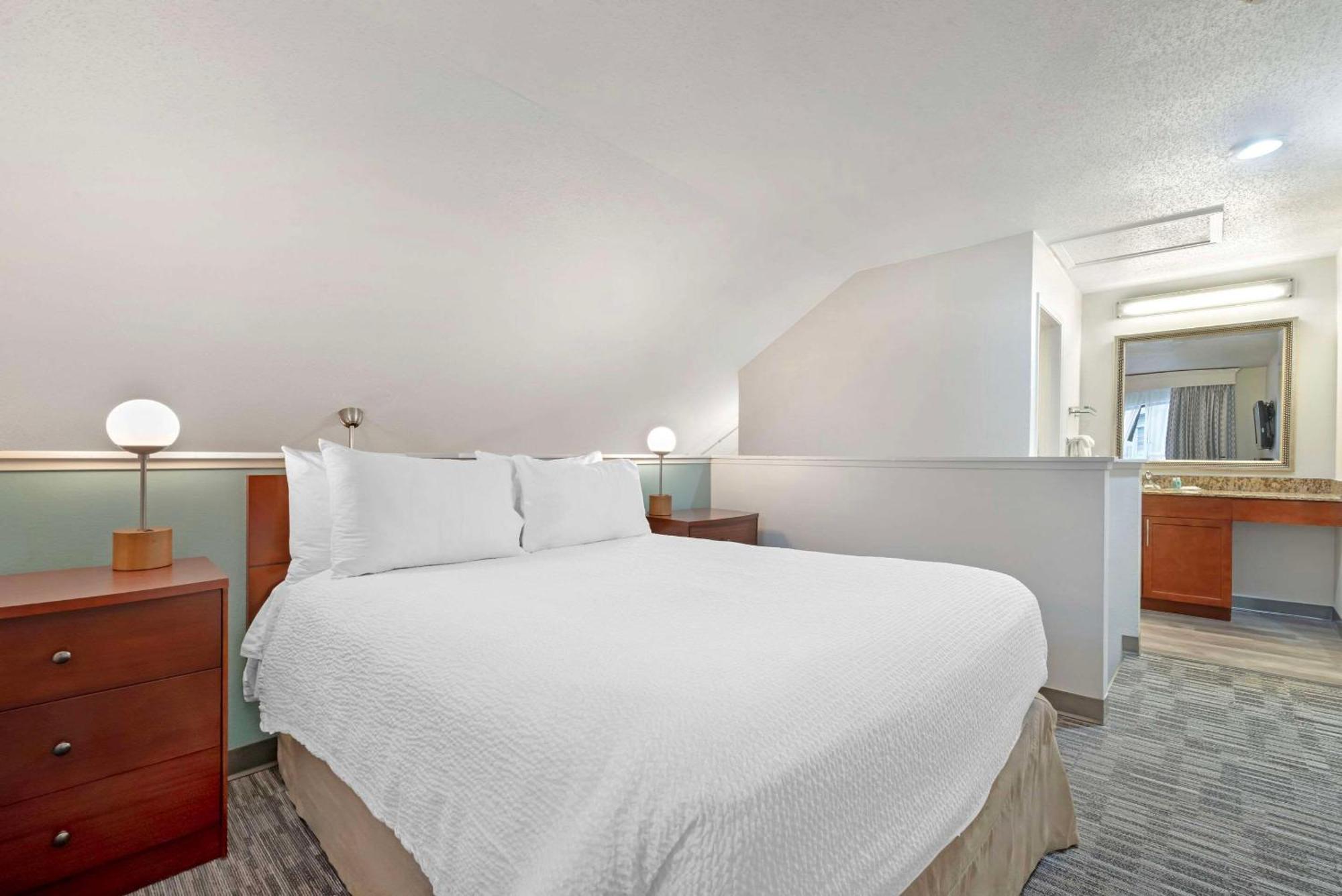 Mainstay Suites St Louis - Galleria Richmond Heights Εξωτερικό φωτογραφία