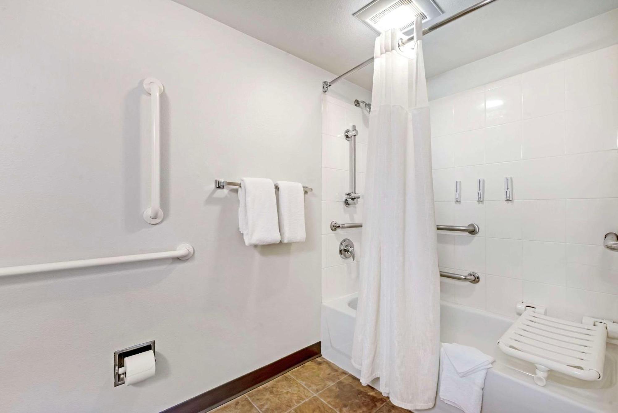 Mainstay Suites St Louis - Galleria Richmond Heights Εξωτερικό φωτογραφία